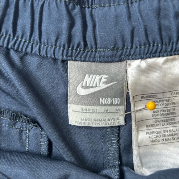 Nike Black Athletic Shorts Moisture-Wicking Relaxed Fit with Pockets. Size Med - Picture 3 of 8